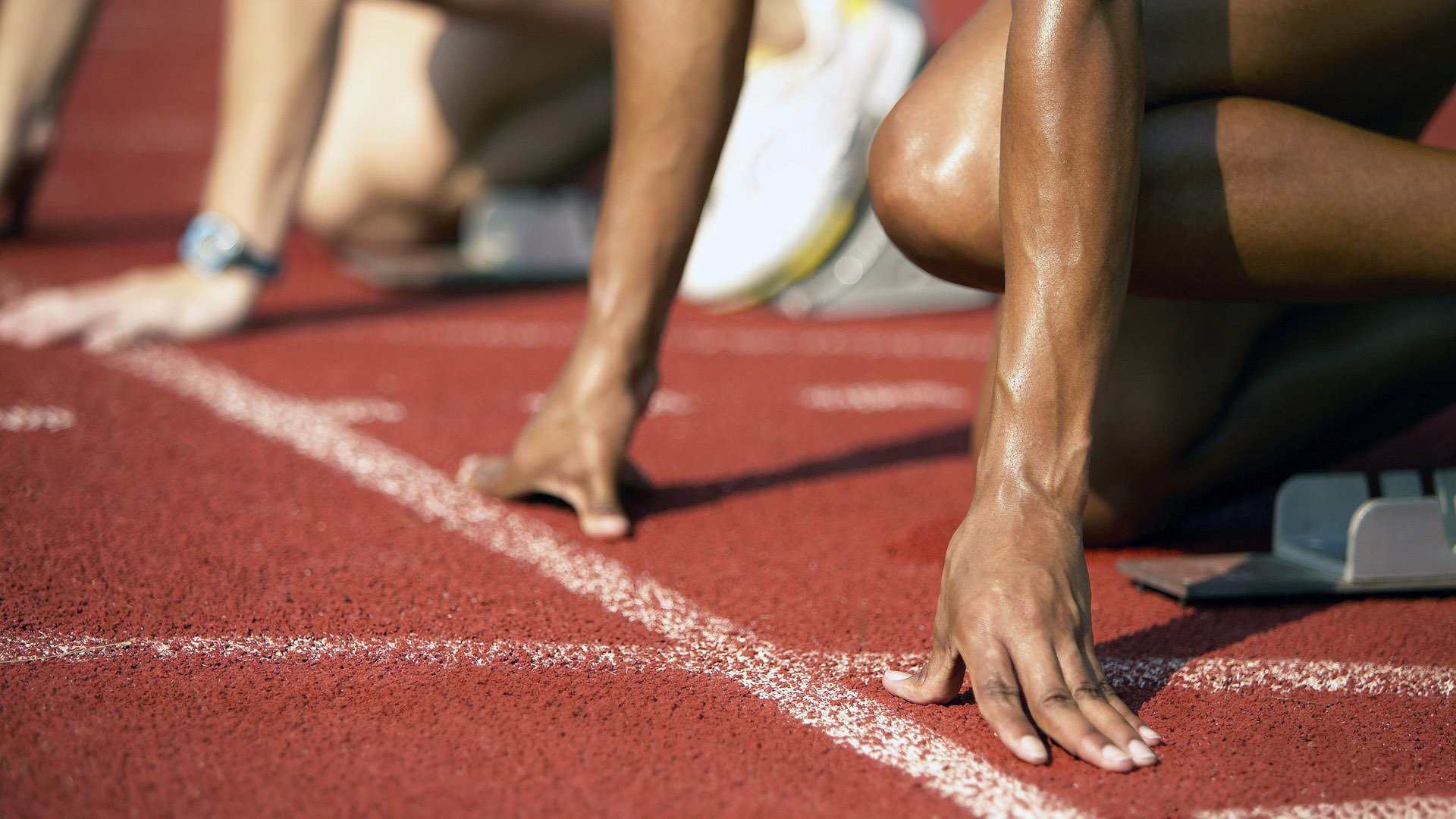 “本土球员表现抢眼，被誉为未来之星”，足球未来之星阵容